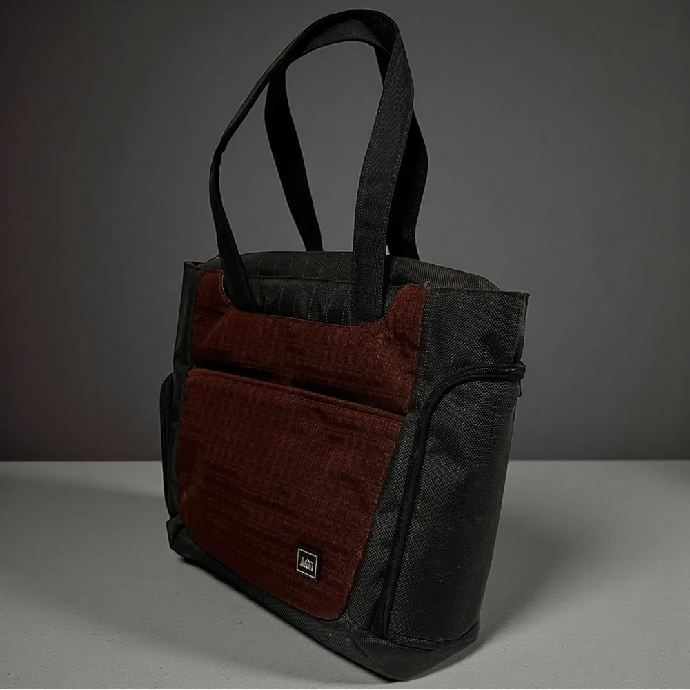 REI Inside Passage Accessory Tote Insulated Padded Tote Bag Maroon Gray 16